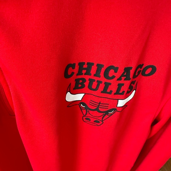 Chicago Bulls Zip up - Picture 2 of 5